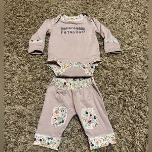 Baby Patagonia set